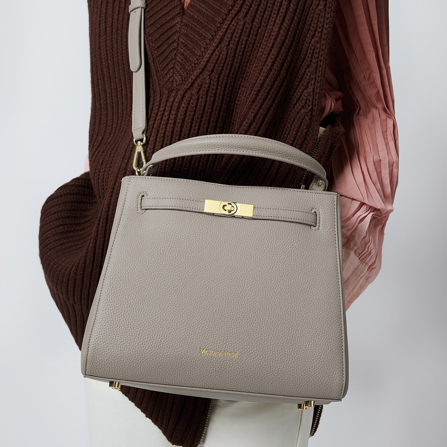 Handbag Victoria III in Nude