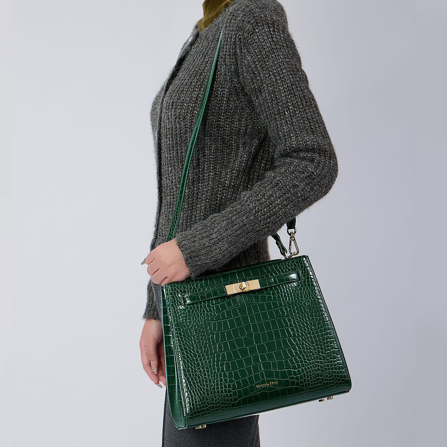 Handbag Victoria III in green