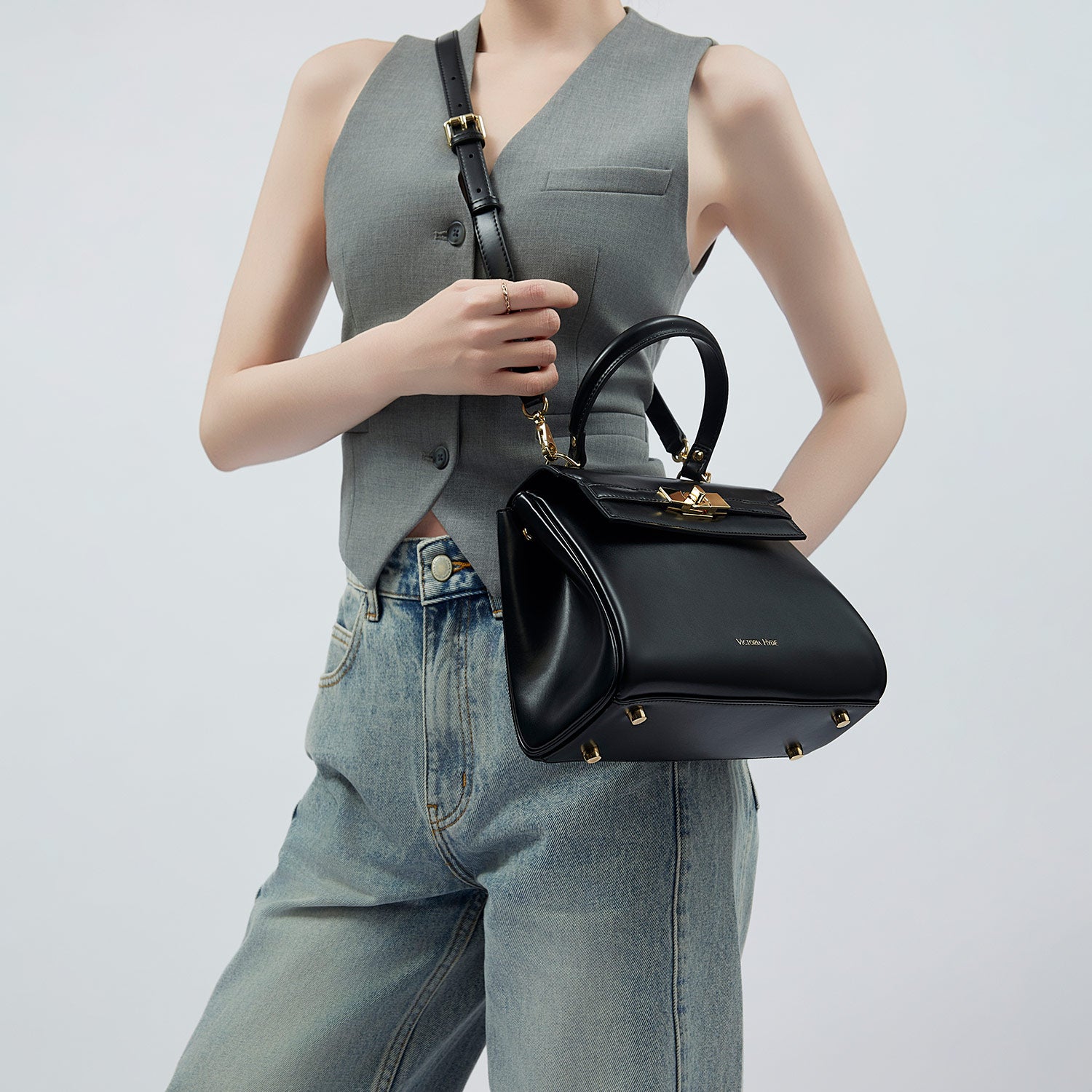 Victoria Small ladies' handbag in black