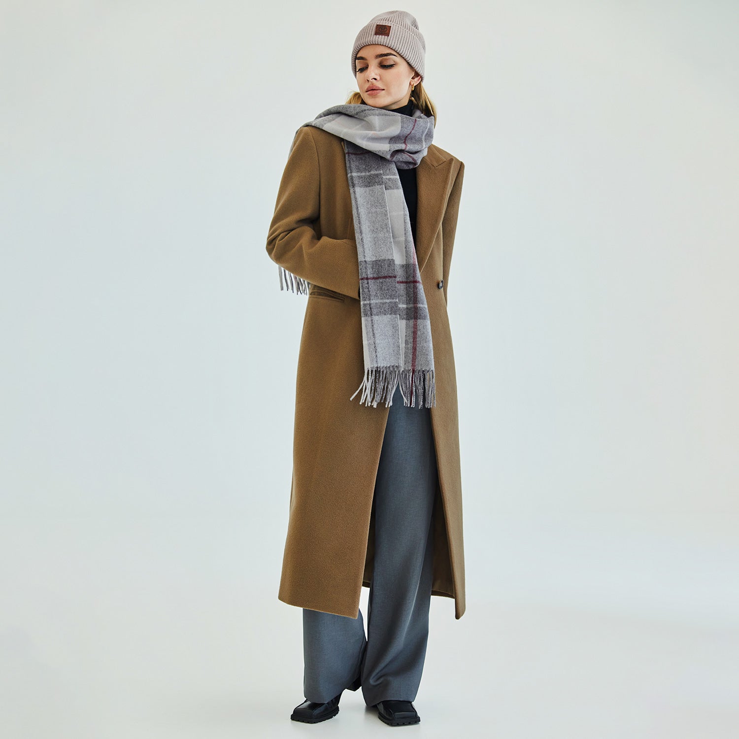 Scarf Sylvia in Gray for women in business