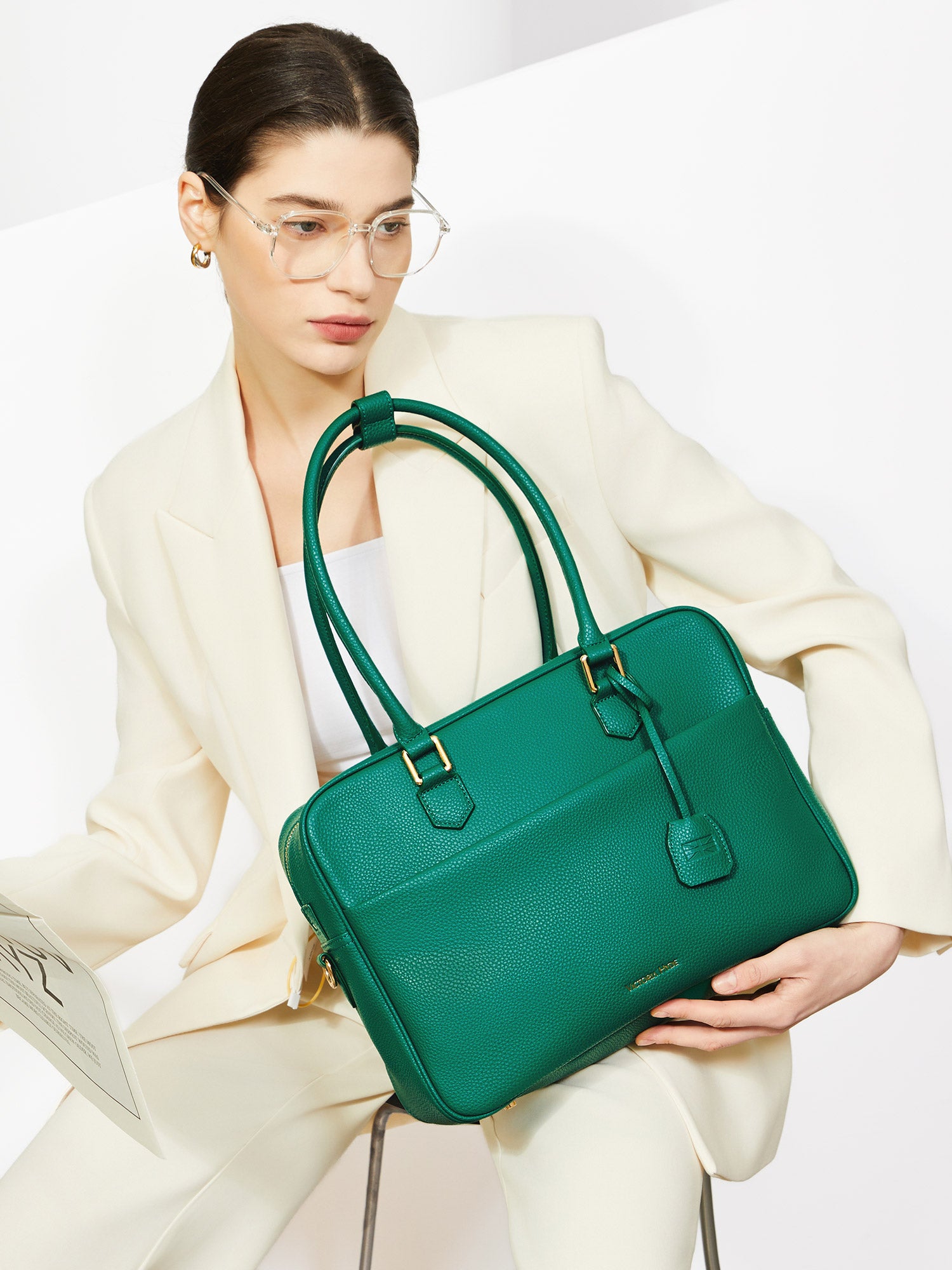 【新品】Novia for theory Luxe land scape bag Business & notebook handbag Margaret large green – Victoria Hyde