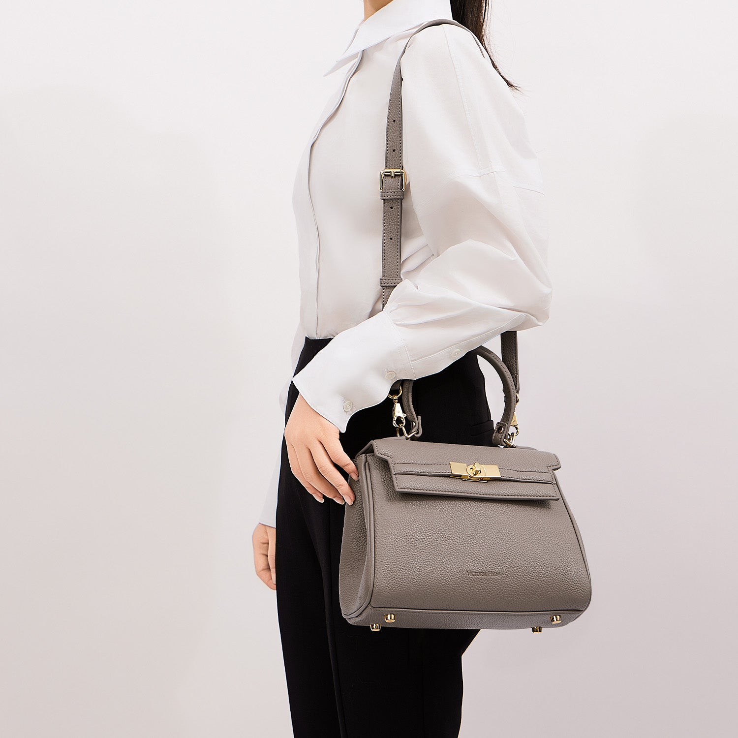 Victoria Small women's handbag in nude