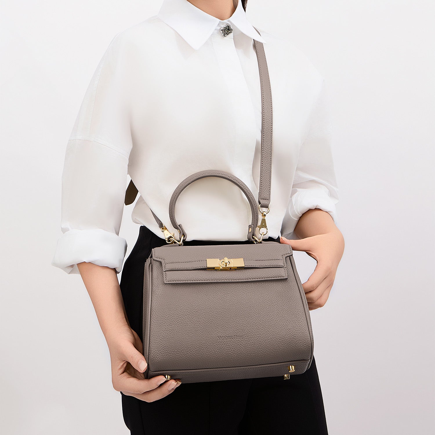 Victoria Small women's handbag in nude