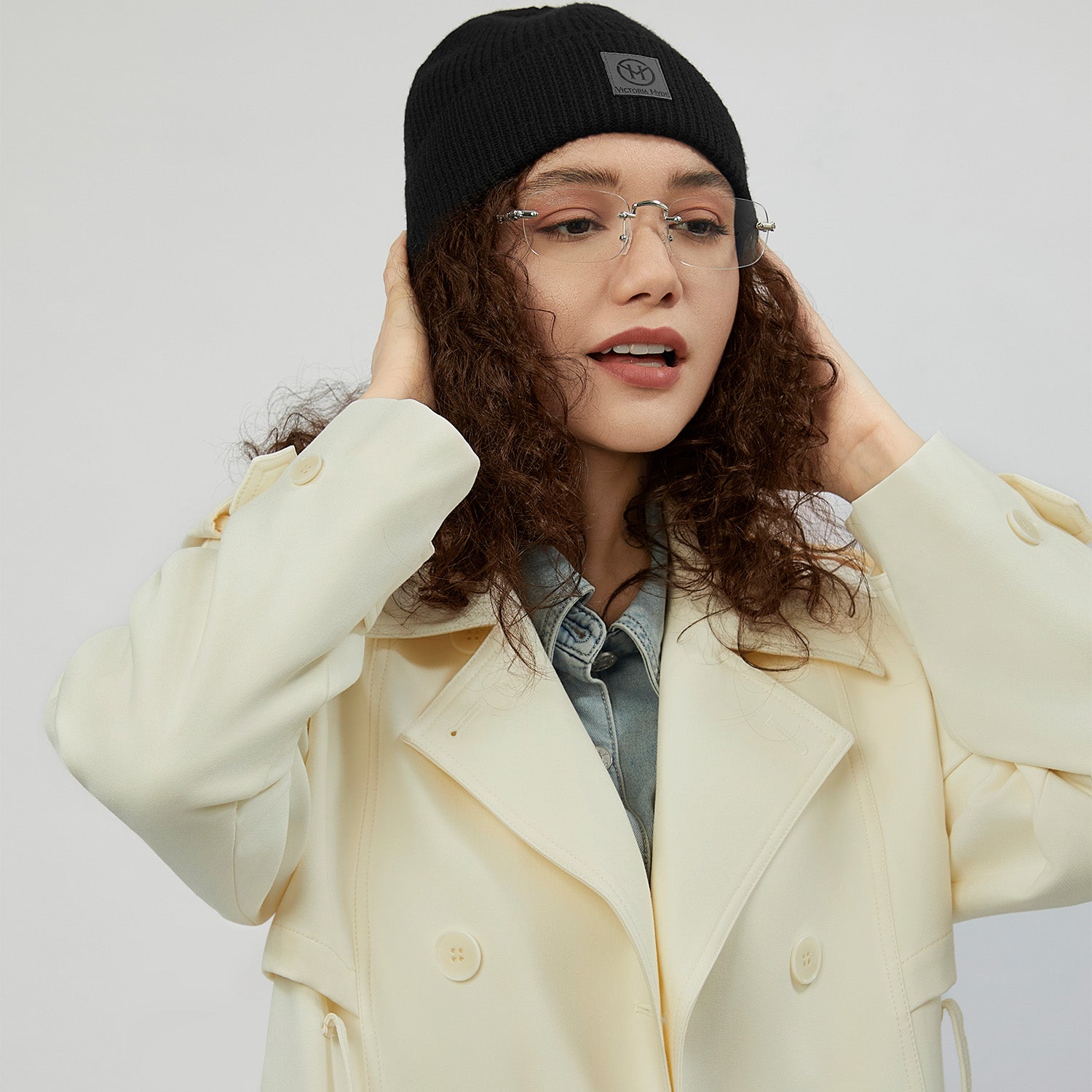 Wool hat Brendt in Black for women in business