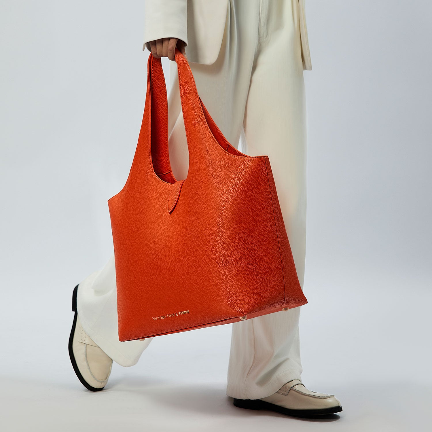 New Work Bag Strive Orange sustainable tote bag with laptop compartment for women in business