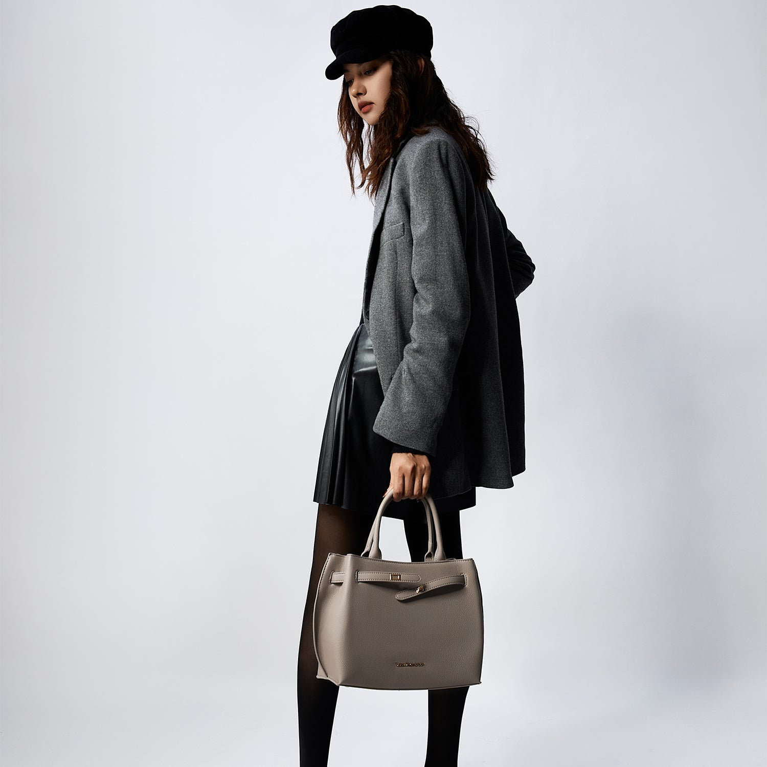 Handbag Lambeth in Nude – Victoria Hyde London