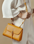 Victoria Hyde, VH60060, Elegance, Orange, Damentasche, Handtasche, Umhängetasche, Modelbild-1