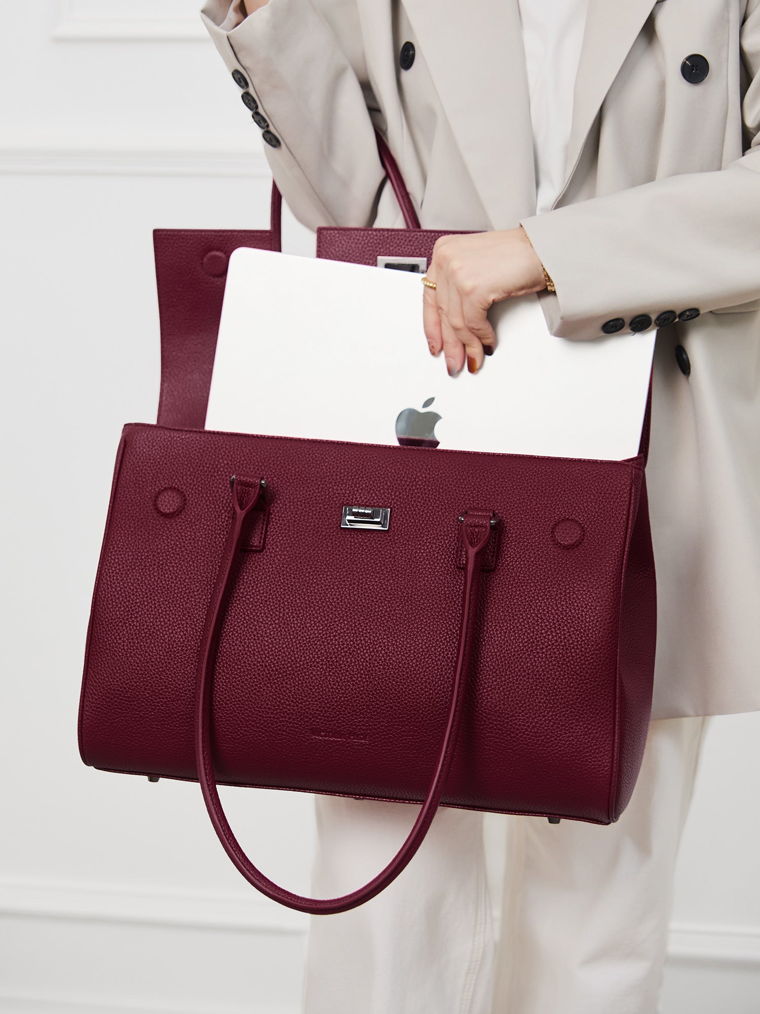 New Work Bag Jolene wine red modern work bag sustainable tote bag with laptop compartment for women in business