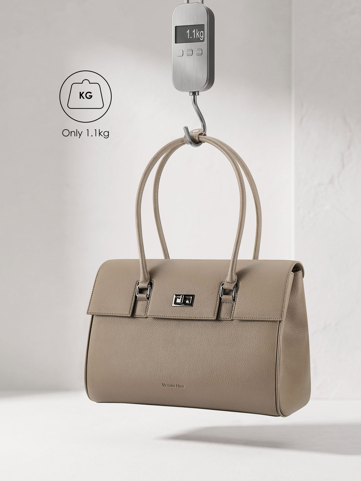 New Work Bag Jolene beige modern work bag sustainable tote bag with laptop compartment for women in business