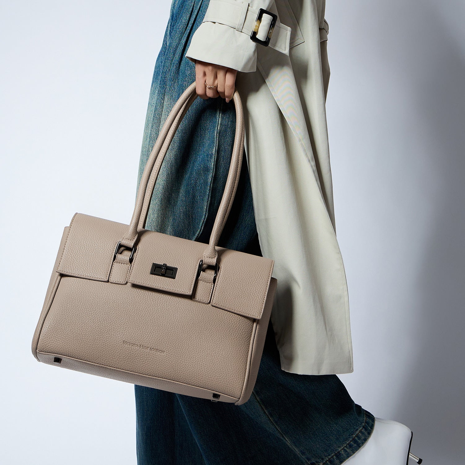 Business &amp; Laptop Handtasche Jolene klein beige