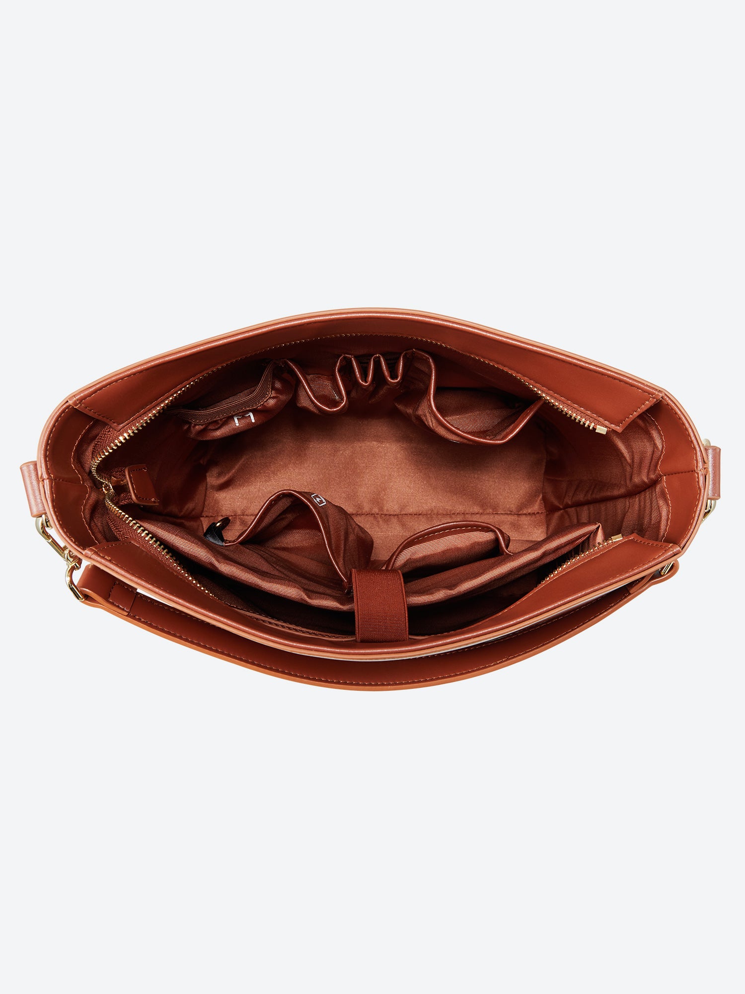 Victoria Hyde Kloey large work bag in reddish-brown, vegan microfiber leather, padded 13″ laptop sleeve, smart interior pockets, water-resistant, 27x33x16 cm.