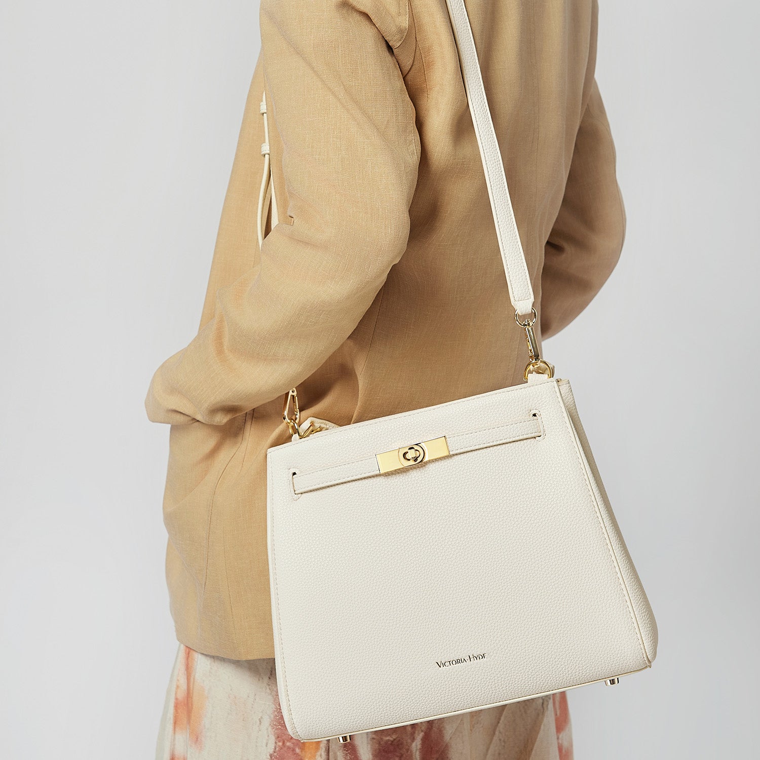 new work bag Victoria III white business bag for women in business-Victoria Hyde Victoria III work bag: lightweight PU leather shoulder bag with gold-tone clasp, fits 12.9" tablet, perfect for commuting moms &amp; business women.
