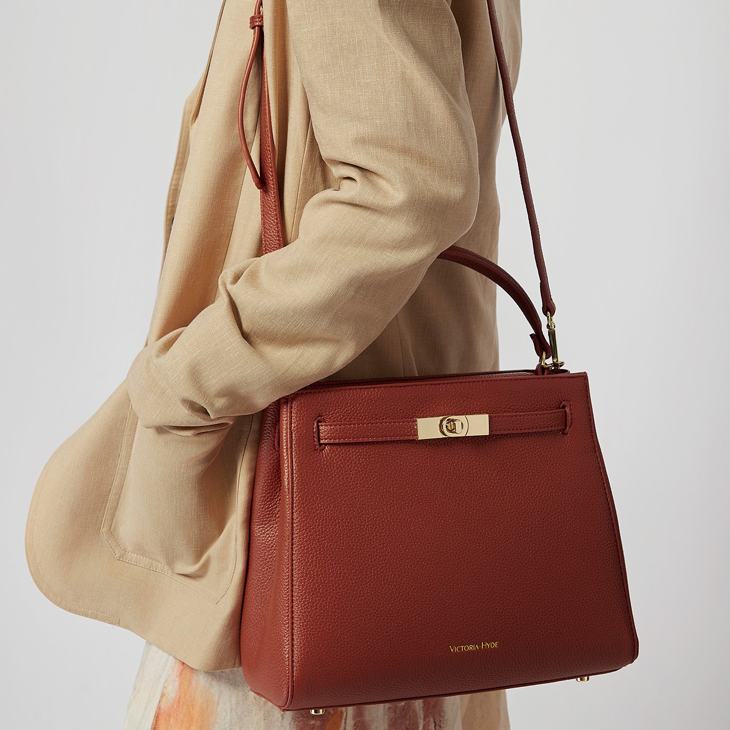 new work bag Victoria III brown business bag