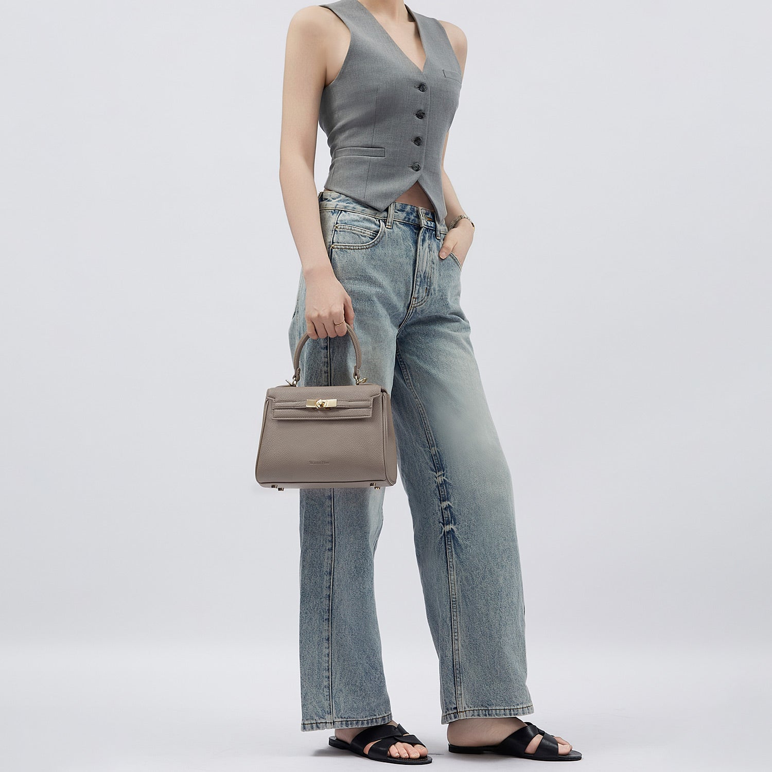 Victoria Small Damenhandtasche in Nude
