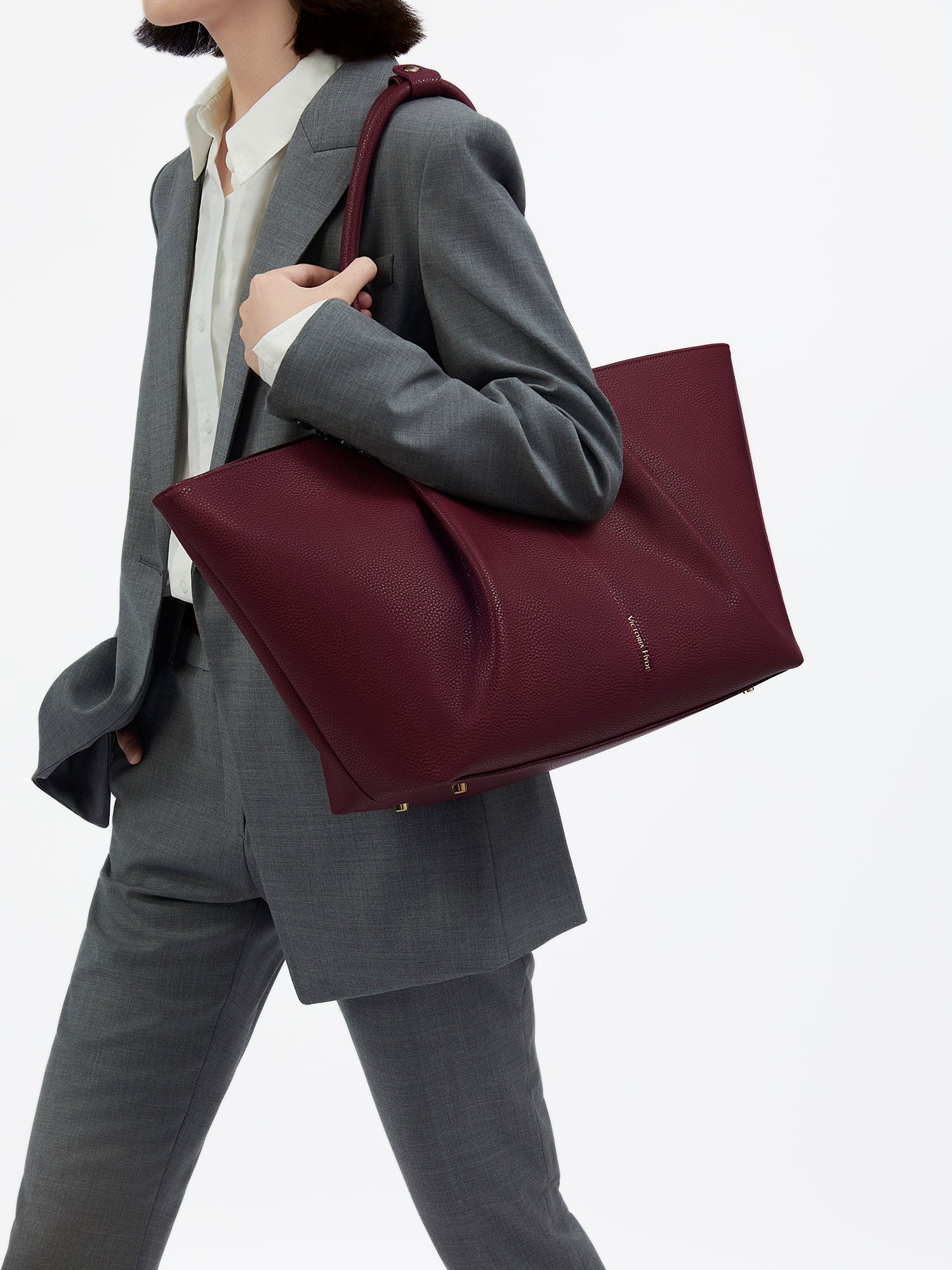 New Work Bag Ada wine red modern work bag sustainable tote bag with laptop compartment for women in business