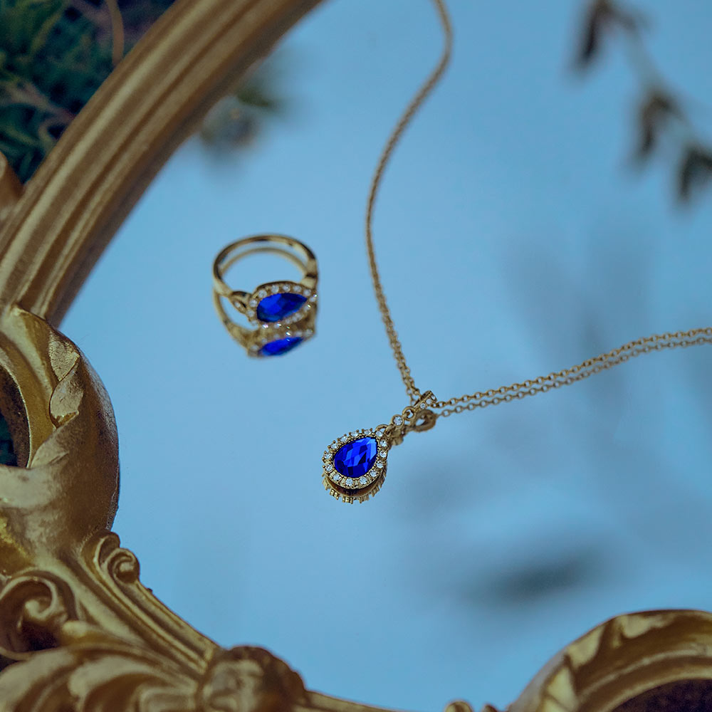 Necklace Princess s Water Drop in Gold Blue