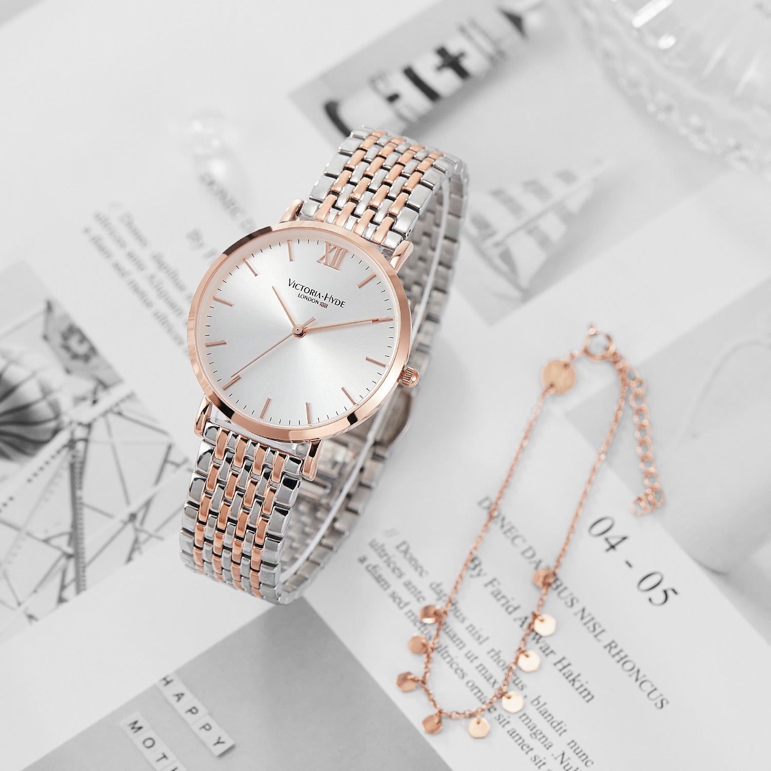 Victoria Hyde Primrose Classic Bicolor gift set – rose gold & silver watch with Roman numerals, Miyota 2035, plus matching hexagon-pendant bracelet.