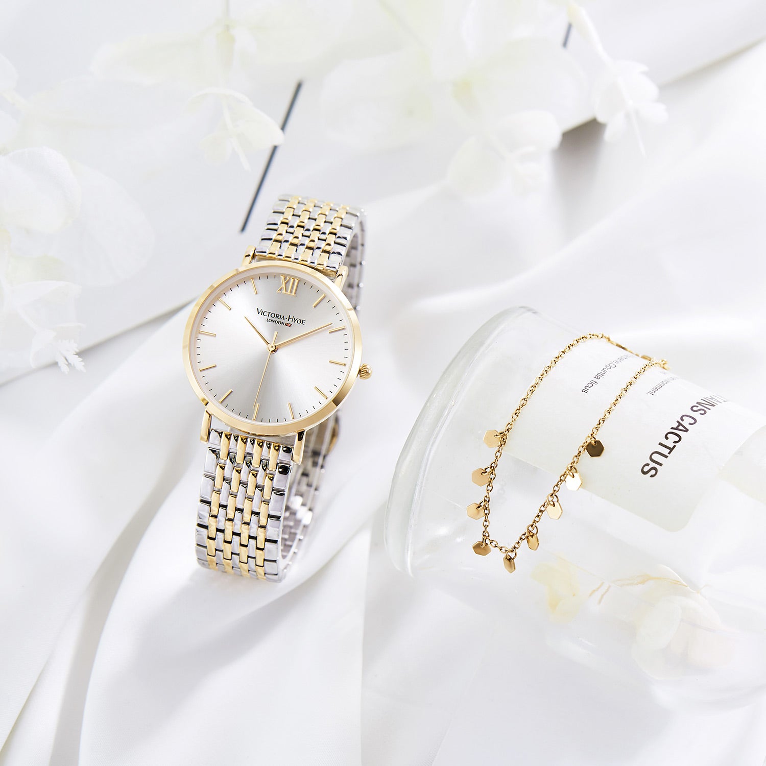 Victoria Hyde Primrose Classic bicolor gold-silver watch set with hexagon chain bracelet, Roman numerals, Miyota 2035, mineral glass, 33mm case.