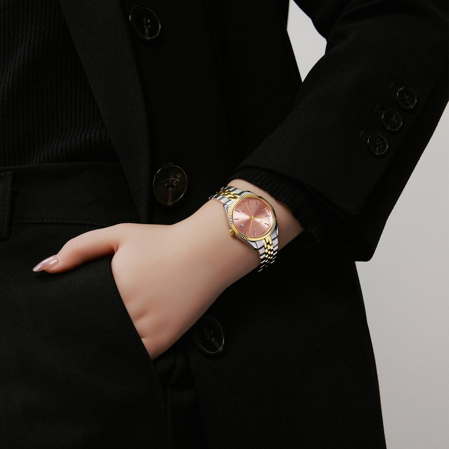 Victoria Hyde gold-silver watch with pink sunburst dial, calendar function, 32mm case, stainless steel bracelet – elegant timepiece.