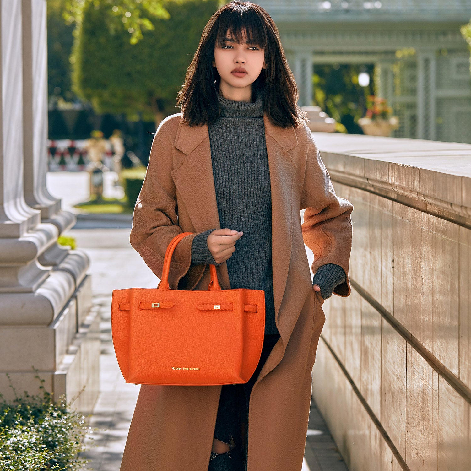 Victoria Hyde Lambeth women’s shoulder bag – elegant textured faux leather with gold accents, lightweight 0.548 kg, 30x24x13 cm, handbag/crossbody, sustainable work tote.