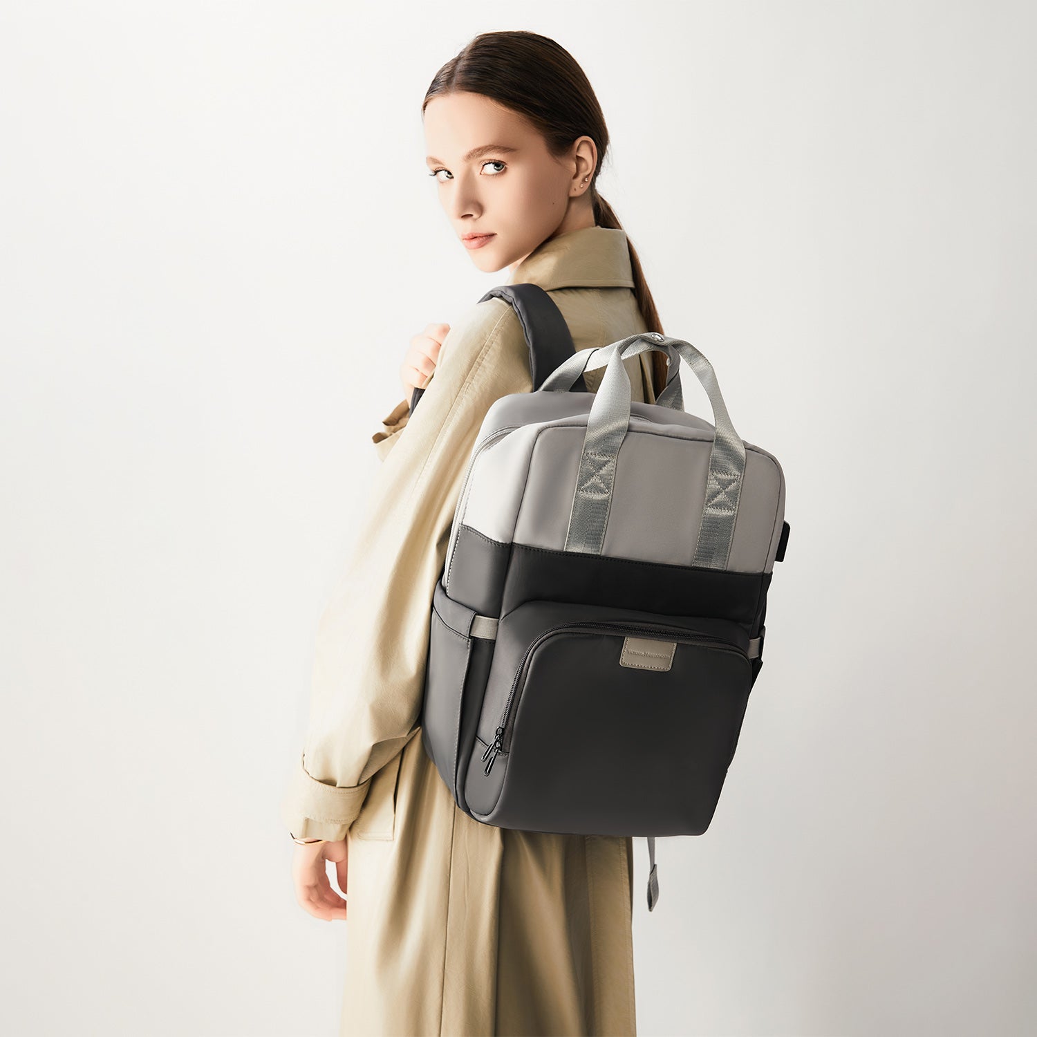 Victoria Hyde Rowina backpack – lightweight 0.85kg, nylon with silk lining, laptop compartment, spacious yet elegant work bag, 30.5x45x16 cm.