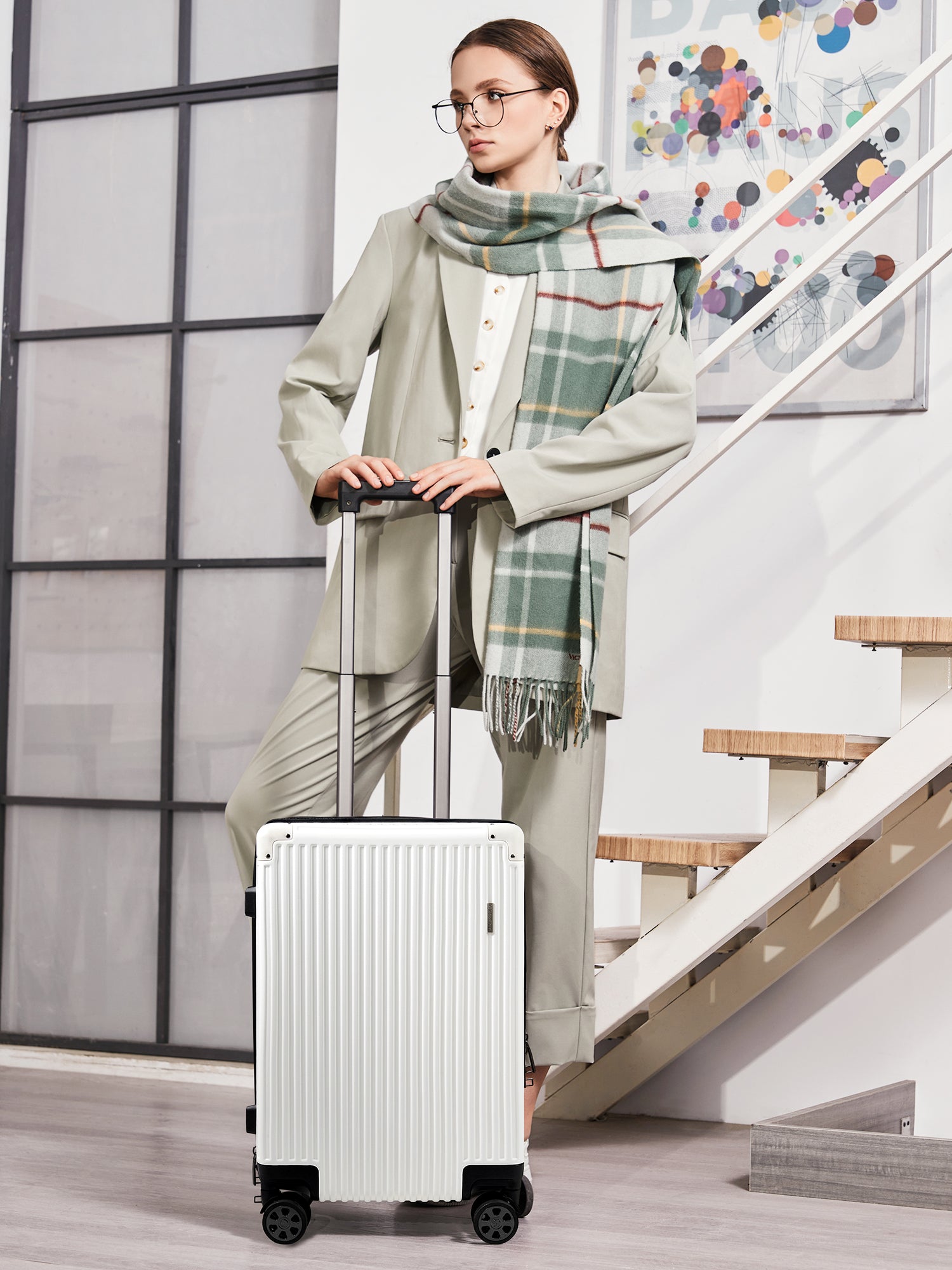 Victoria Hyde Dexter Trolley black polycarbonate suitcase – compact carry-on with TSA lock, durable lightweight shell, stylish travel luggage.
