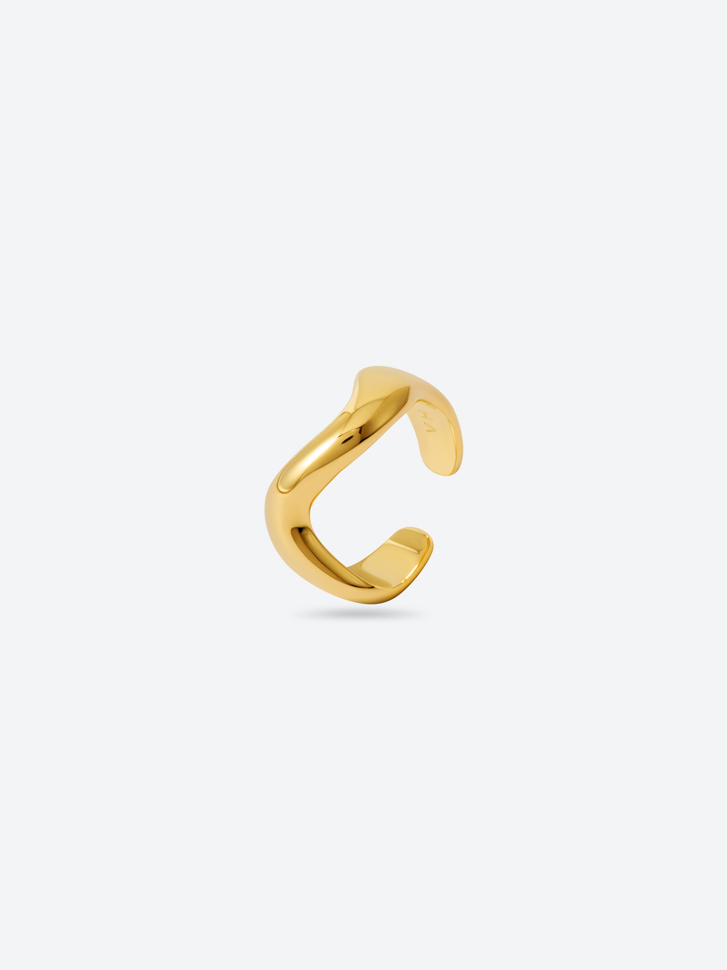 Victoria Hyde Ursula ring in 1N14 light gold, featuring an organic asymmetric design with variable width and a comfortable solid build made from eco-friendly copper for modern everyday styling