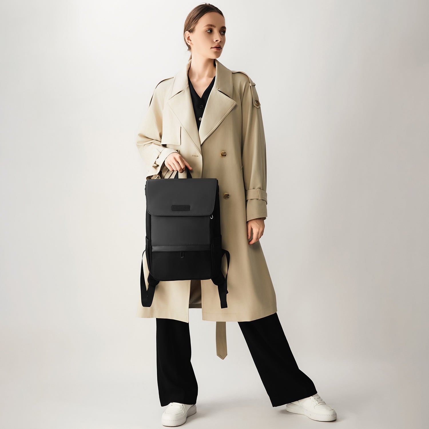Victoria Hyde London Carlos work backpack – nylon, laptop compartment, organizer, silver hardware, 31x46x15 cm, 0.9 kg, for professionals.
