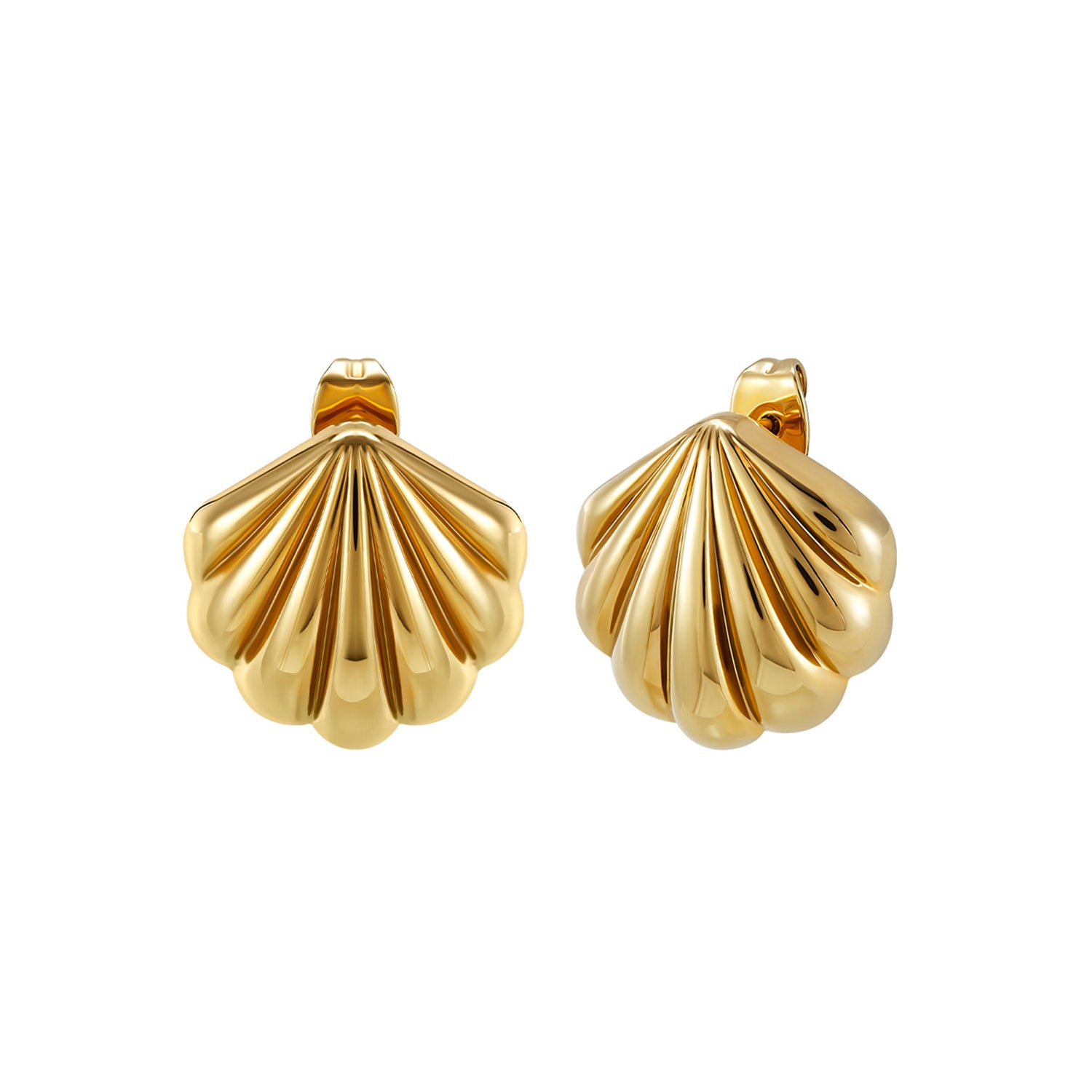 Lillian shell-shaped earrings in IN14 light gold, made from eco-friendly copper with 925 silver posts, elegant design for professional women