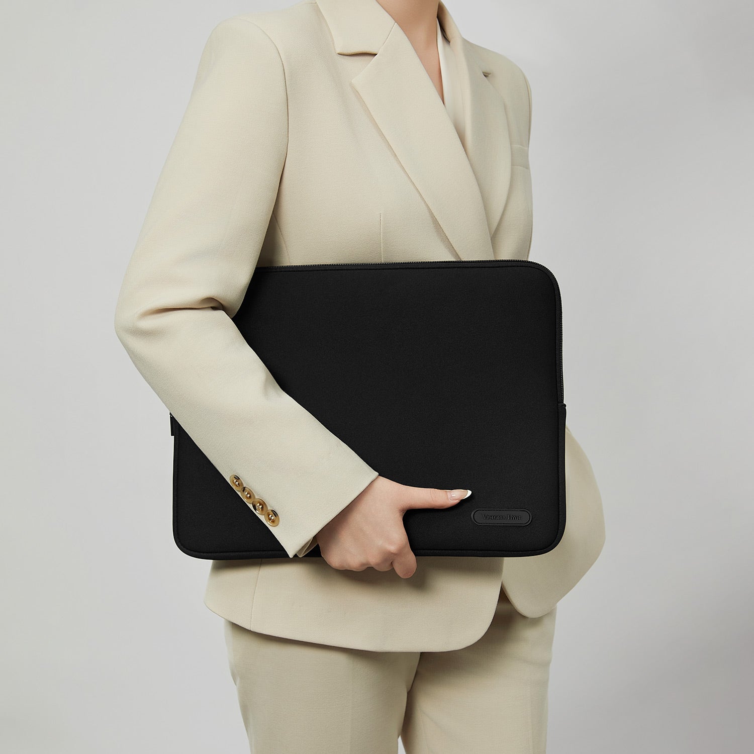 New Work Laptop Sleeve Adam in Black for women in business